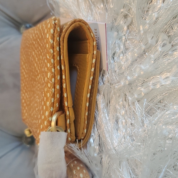 Hammitt Crossbody Wallet.. - Picture 9 of 16